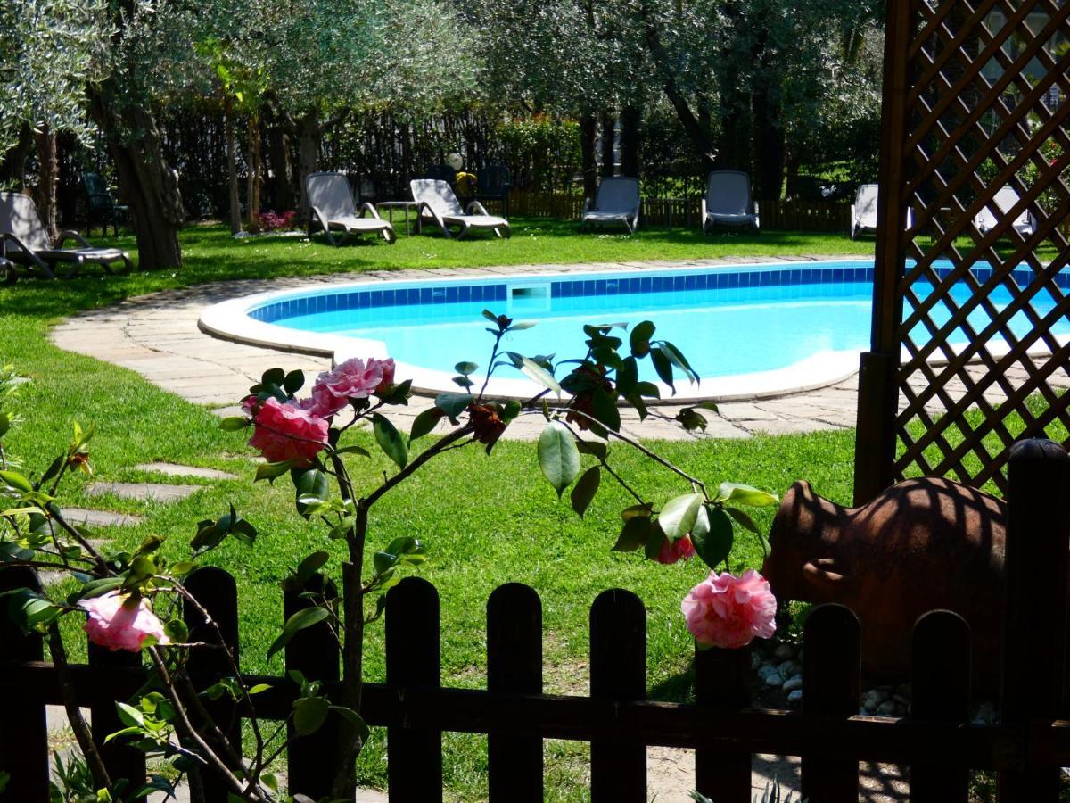 Residence Villa Degli Aranci Riva del Garda Exteriér fotografie